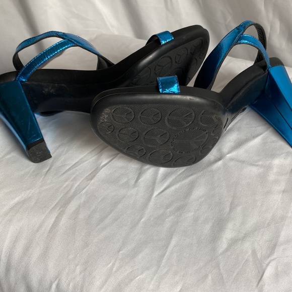 Donald j pliner metallic blue heels - Picture 5 of 8